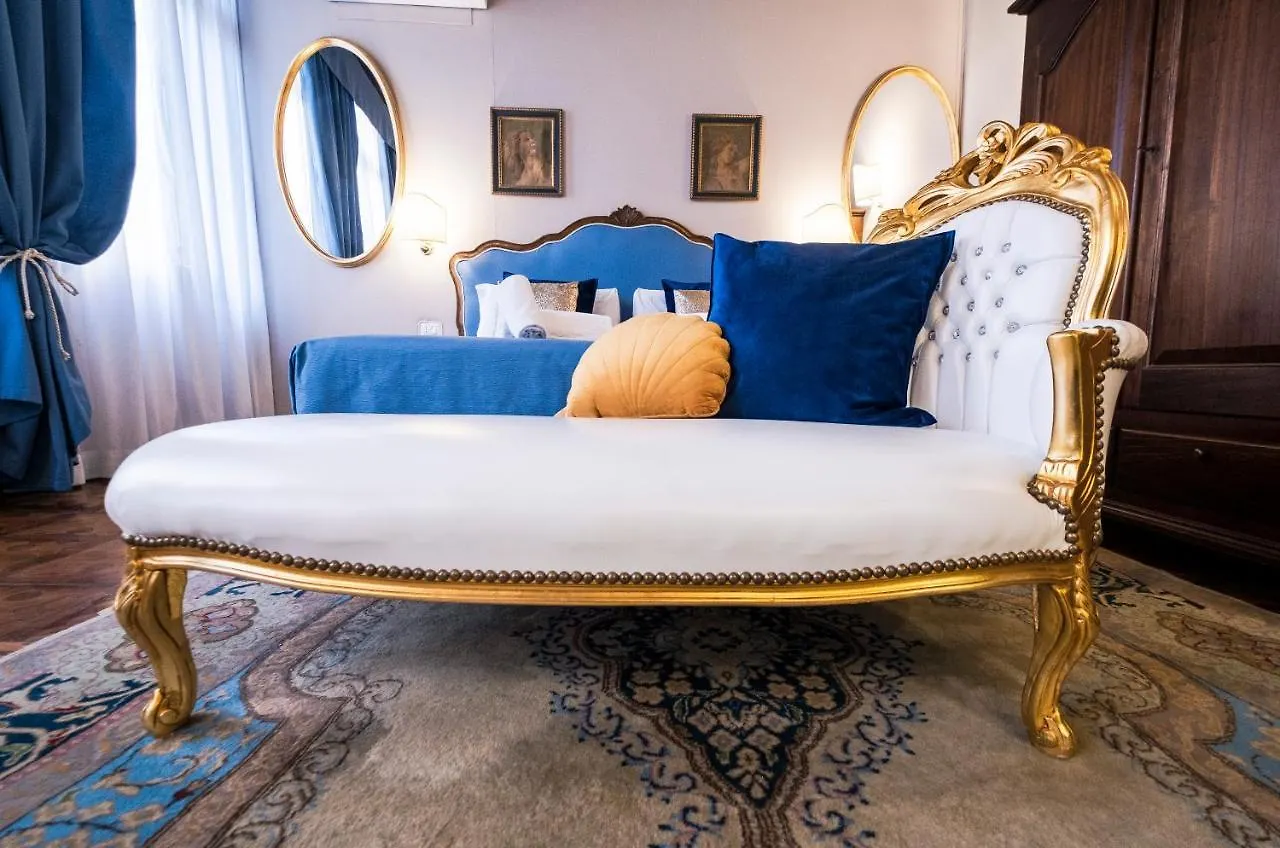 Ca' Lavezzera Hotel Venice Italy